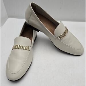 Vionic Women's Charlotte Loafer Flat Ivory Leather Slip On Metal Strap Sz. 7.5